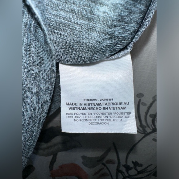 Nike Women’s Dri-Fit Gray Swoosh Short Sleeve Casual Activewear Shirt Size: L - Picture 6 of 7